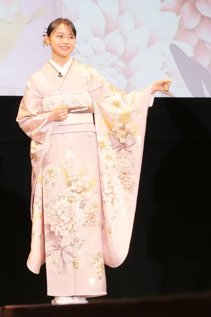 林芽亜里