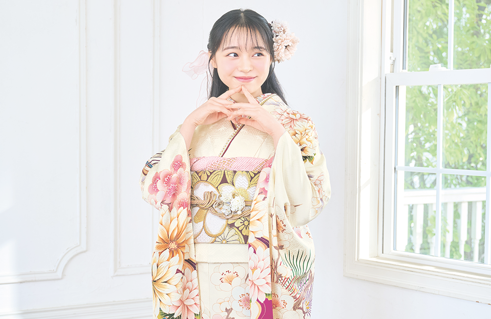 振袖レンタルNo.1ジョイフル恵利は記念写真にも自信があります