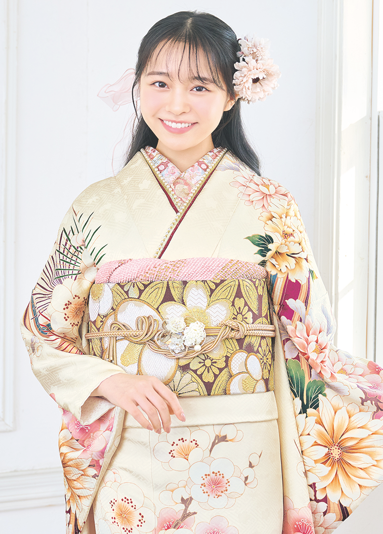 振袖レンタルNo.1ジョイフル恵利は記念写真にも自信があります